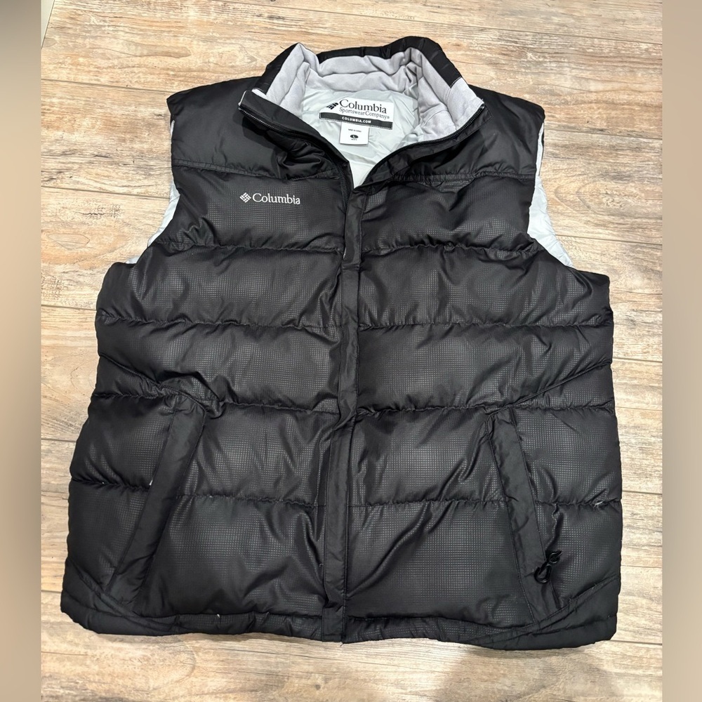 Columbia Black Puffer Vest